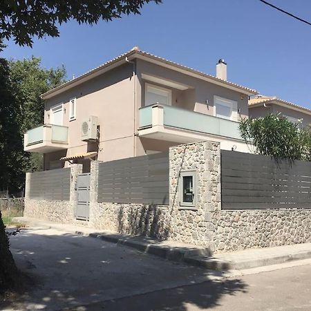 Villa Oleander Agios Nikolaos Loutra Edipsou Eksteriør billede